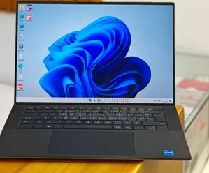 New Laptop Dell Precision 5570 16GB Intel Core I7 SSD 512GB