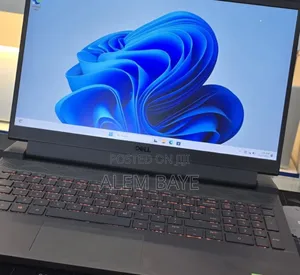 Photo - New Laptop Dell XPS 15 16GB Intel Core I7 SSD 1T