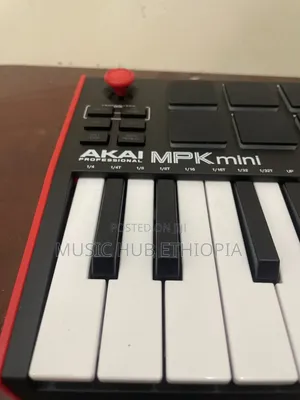 Akai Mpk Mini Studio Keyboard