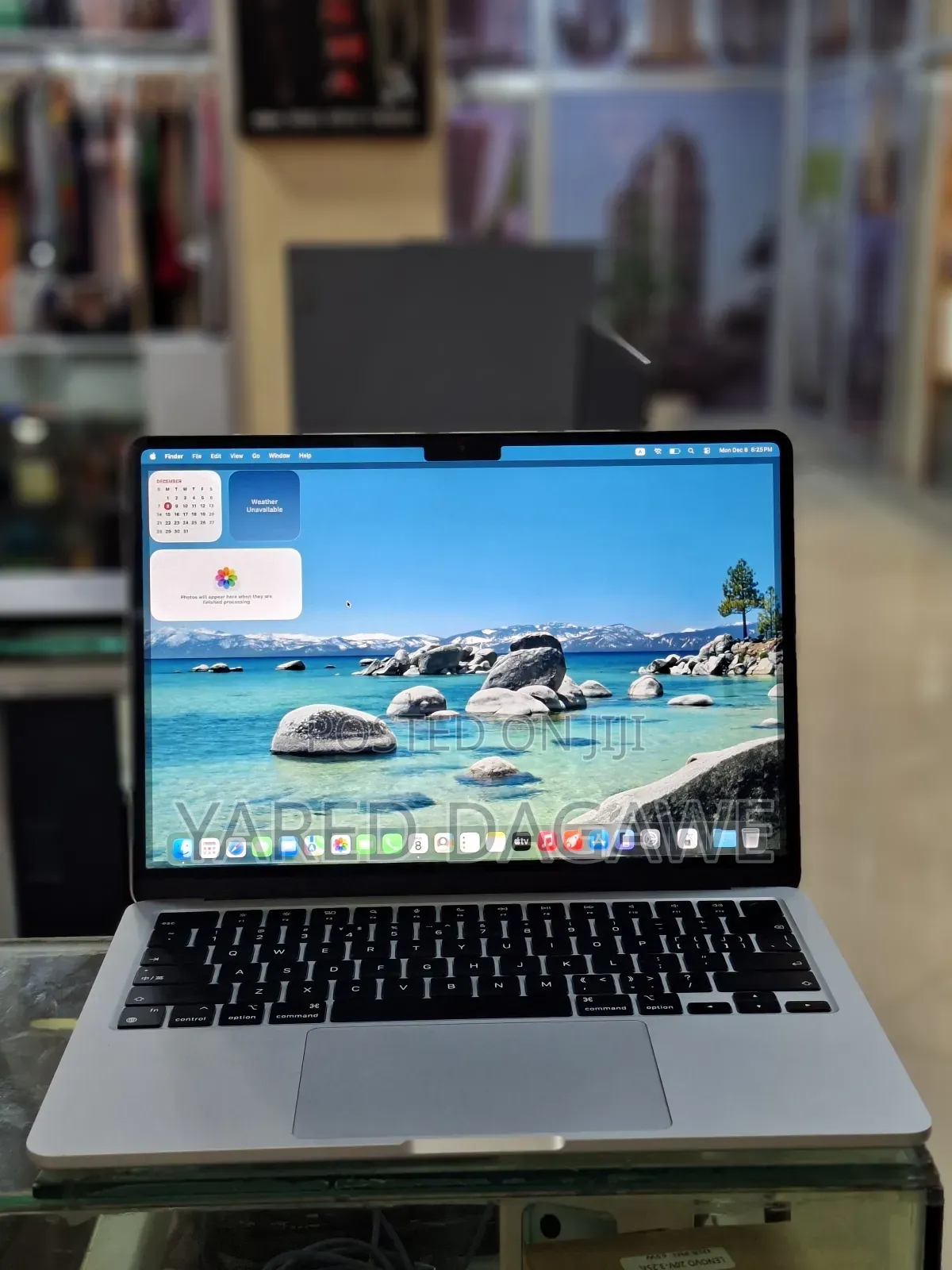 New Laptop Apple MacBook Air 2022 M2 8GB Apple M2 SSD 256GB