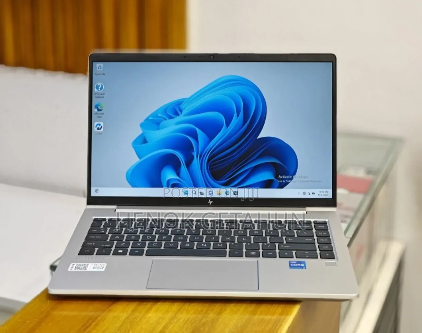 New Laptop HP EliteBook 640 G10 16GB Intel Core I7 SSD 512GB