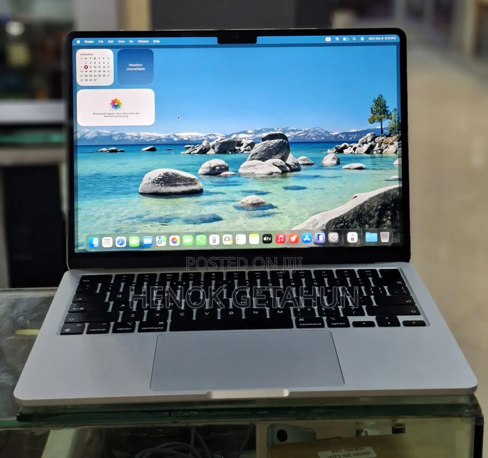 New Laptop Apple MacBook Air 2022 M2 8GB Apple M2 SSD 256GB