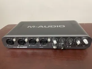 M Audio Fast Track Ultra Sound Card 8 in 8 Out (8i8)