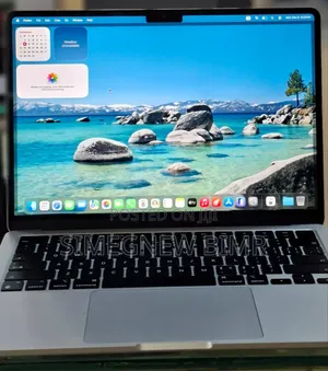 Photo - New Laptop Apple MacBook Air 2022 M2 8GB Intel Core M2 SSD 256GB