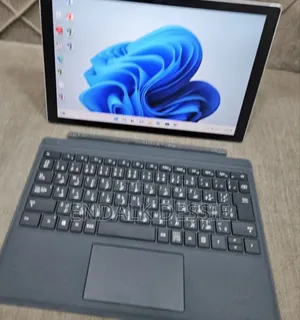 Photo - New Laptop Microsoft Surface Pro 7 16GB Intel Core I7 SSD 512GB