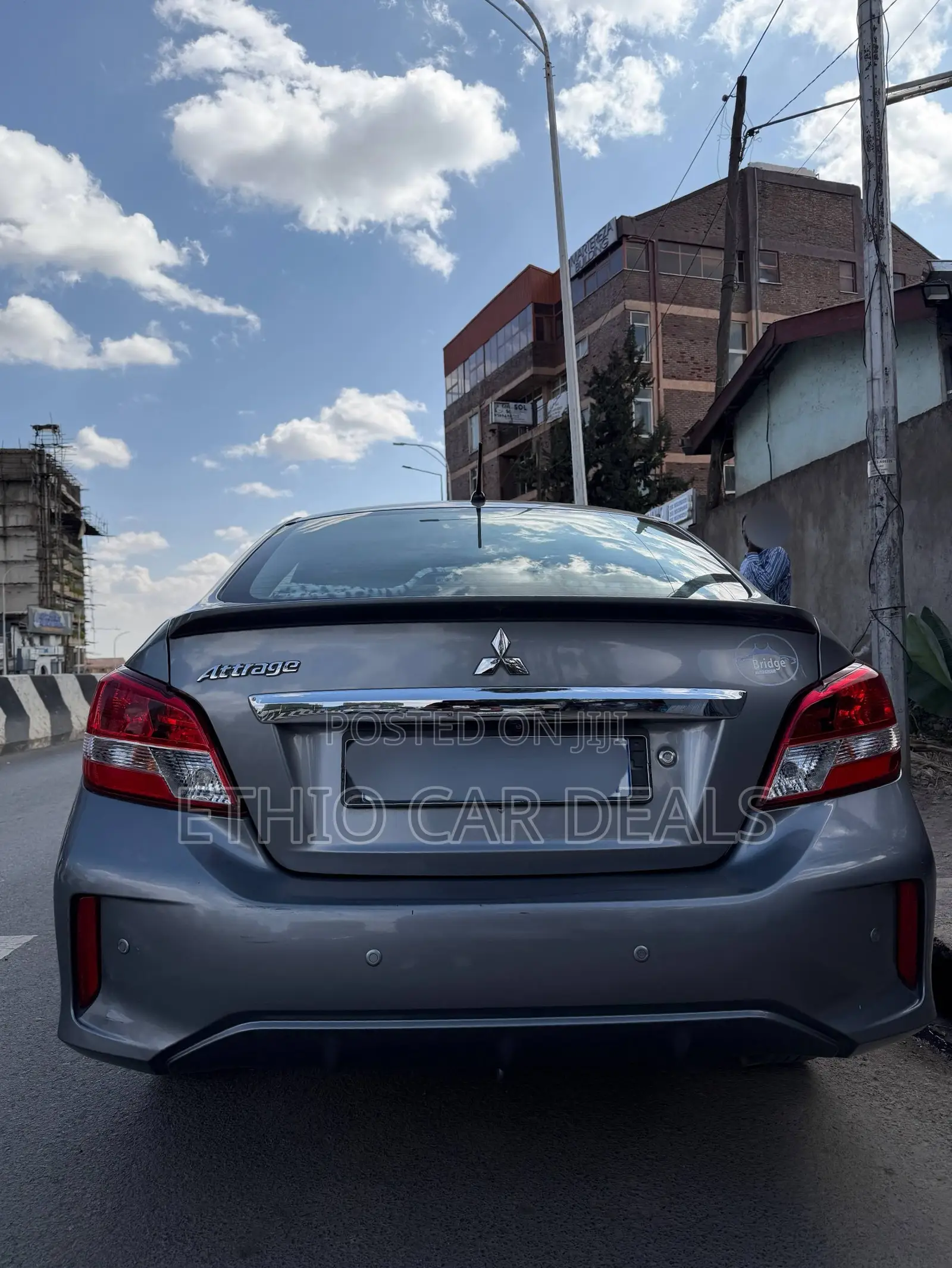 Mitsubishi Attrage 2021 Gray