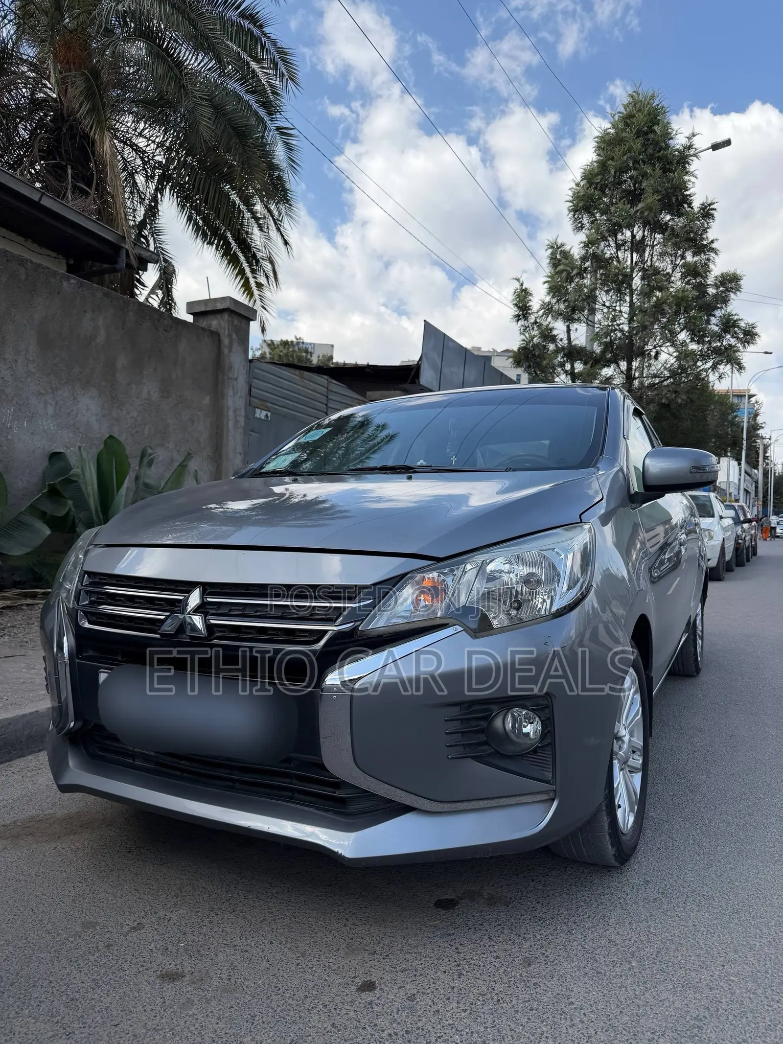 Mitsubishi Attrage 2021 Gray