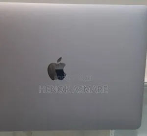 New Laptop Apple MacBook Pro 2020 8GB Intel Core I5 SSD 256GB