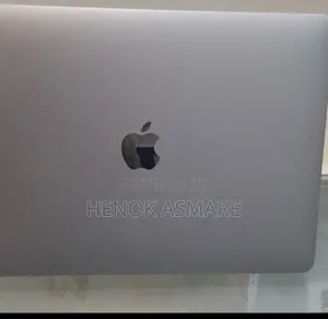 New Laptop Apple MacBook Pro 2020 8GB Intel Core I5 SSD 256GB