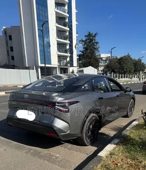 Toyota bZ3 63 kWh FWD 2023 Gray