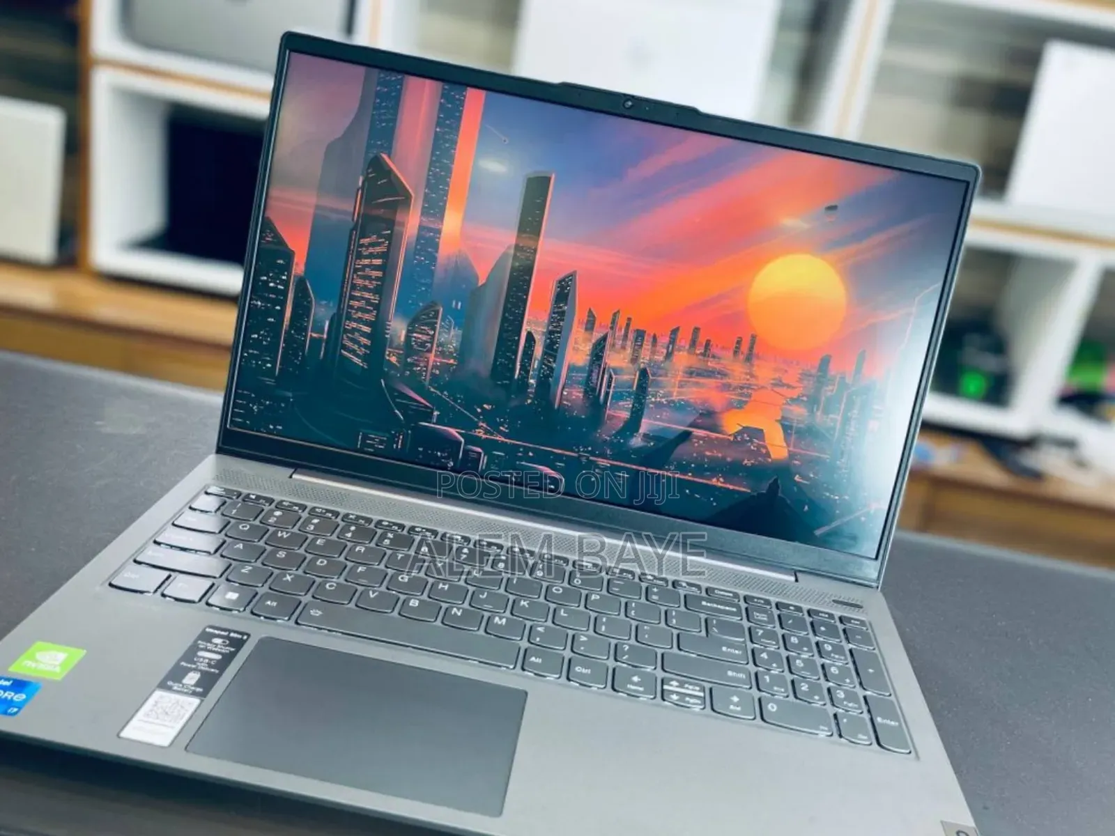 New Laptop Lenovo Ideapad 3 16GB Intel Core I7 SSD 512GB