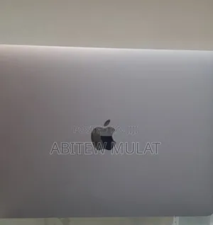 Photo - New Laptop Apple MacBook Pro 2020 8GB Intel Core I5 SSD 256GB