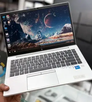 New Laptop HP EliteBook 830 G8 16GB Intel Core I5 SSD 512GB