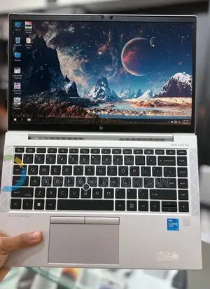 New Laptop HP EliteBook 830 G8 16GB Intel Core I5 SSD 512GB