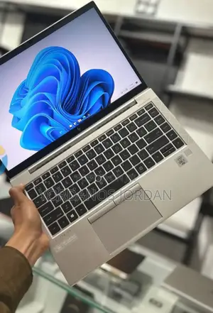 New Laptop HP EliteBook 830 G7 16GB Intel Core I7 SSD 512GB