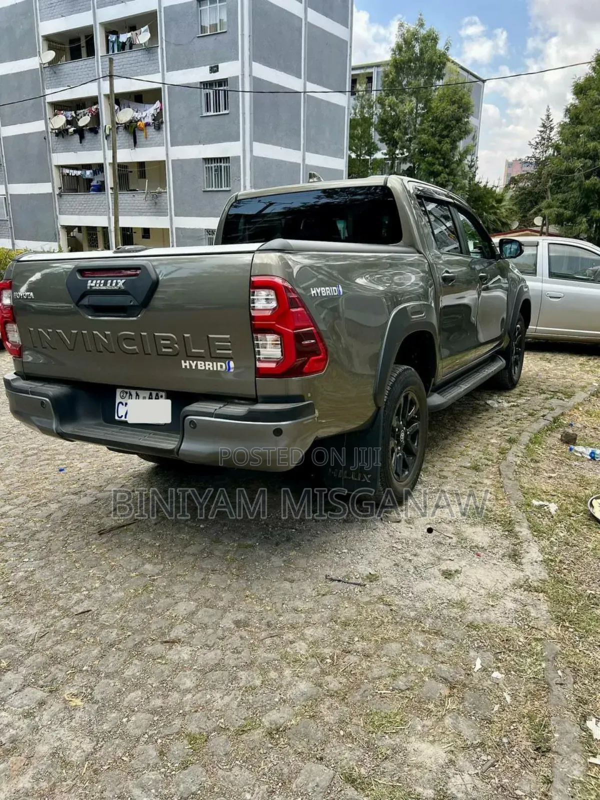 Toyota Hilux 2024 Gray