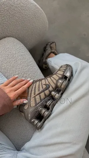 Nike Shox Brown Sneaker Shoes