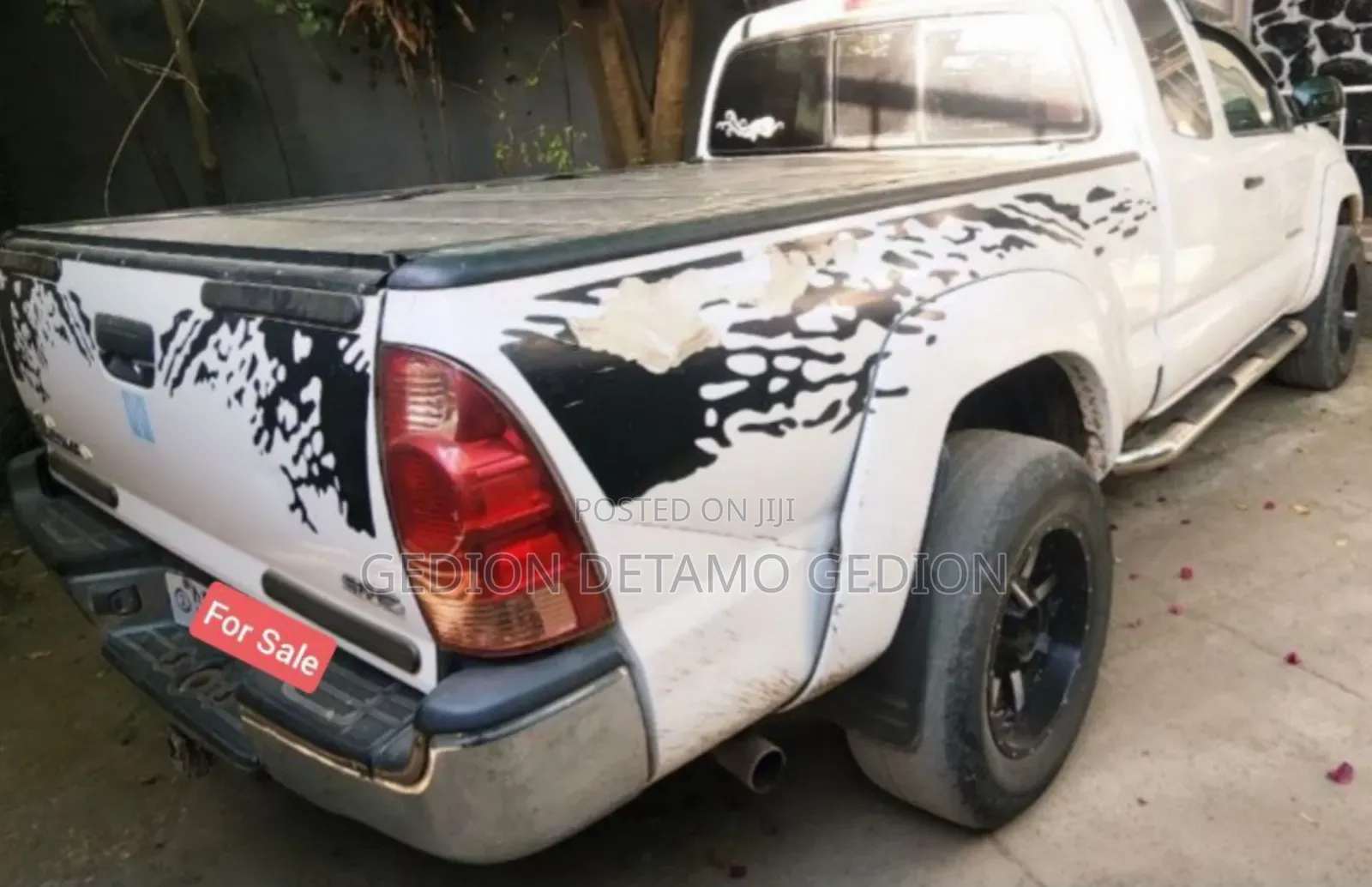 Toyota Tacoma 2007 White