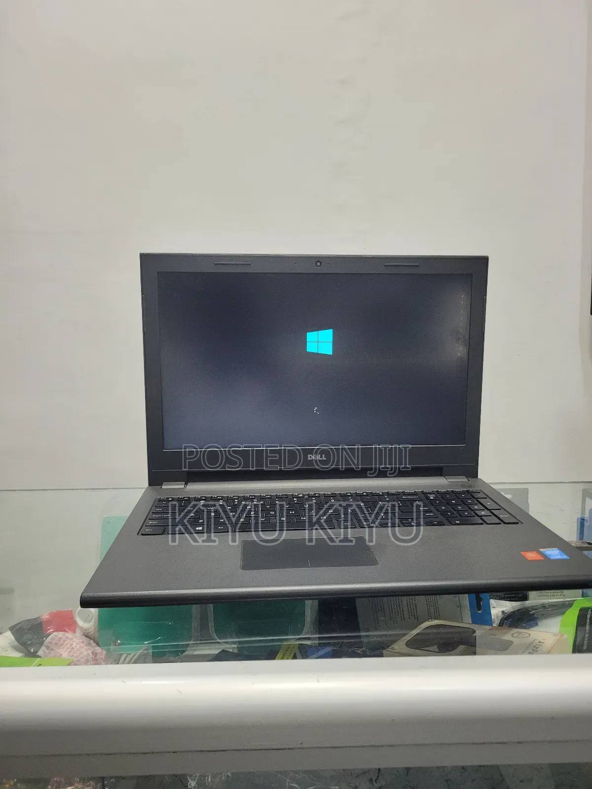 New Laptop Dell Vostro 15 3559 8GB Intel Core I5 HDD 500GB