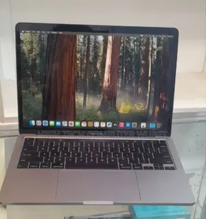 New Laptop Apple MacBook Pro 2020 8GB Intel Core I5 SSD 256GB