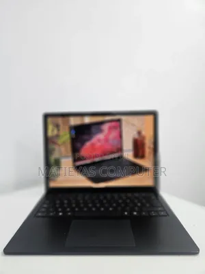 New Laptop Microsoft Surface 16GB Intel Core I7 SSD 512GB