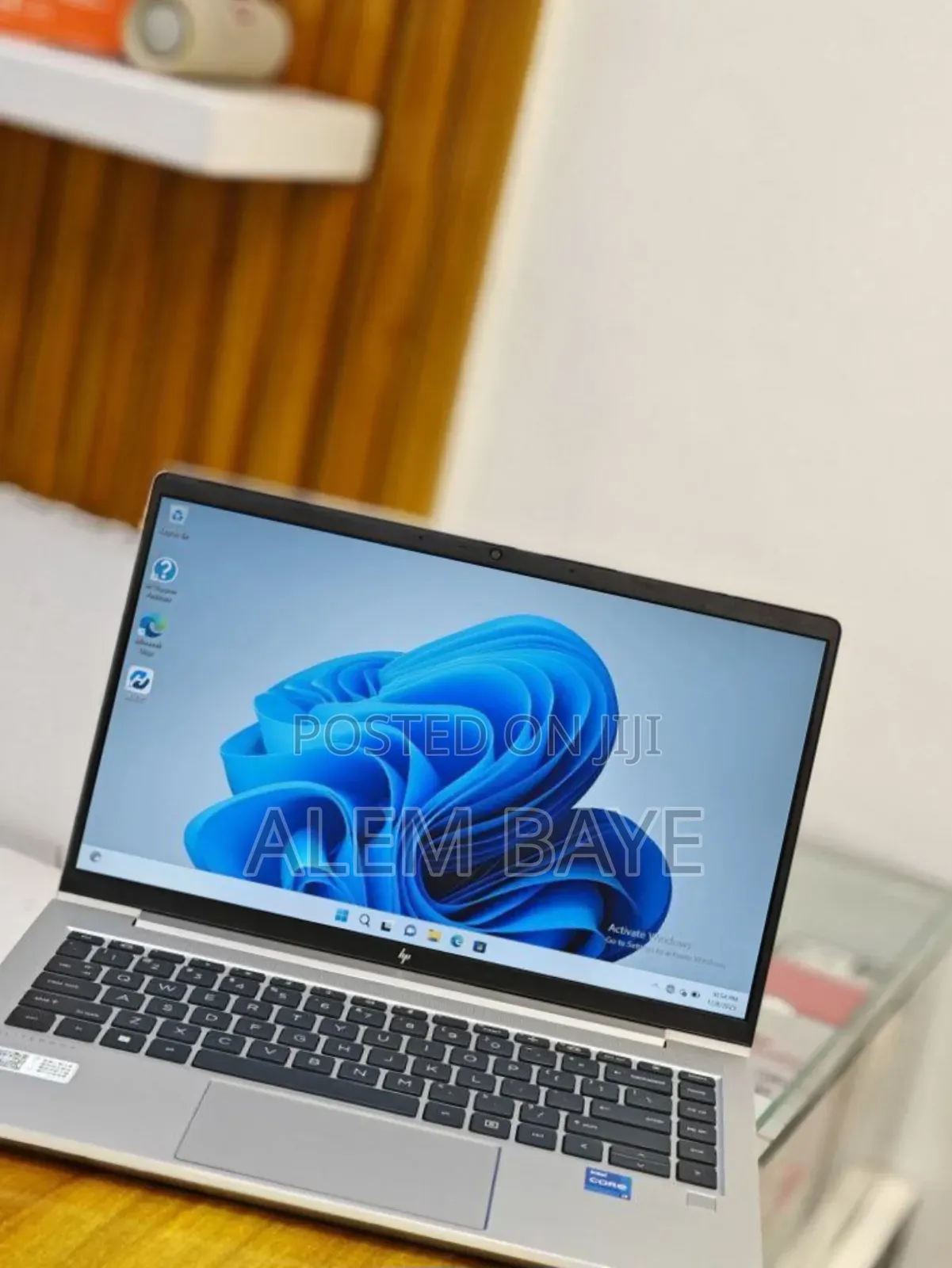 New Laptop Dell Precision 5540 16GB Intel Core I7 SSD 512GB