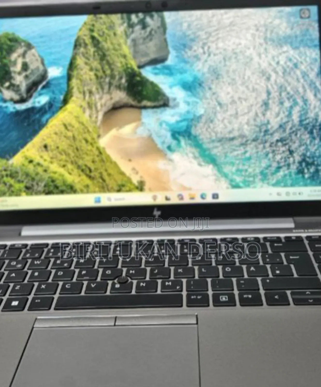 New Laptop HP ZBook Firefly G8 16GB Intel Core I7 SSD 512GB