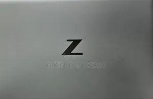 New Laptop HP ZBook Firefly G8 16GB Intel Core I7 SSD 512GB