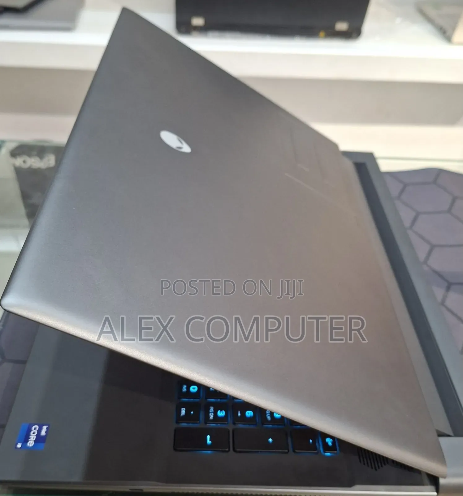 New Laptop Alienware M15 R3 32GB Intel Core I9 SSD 1T
