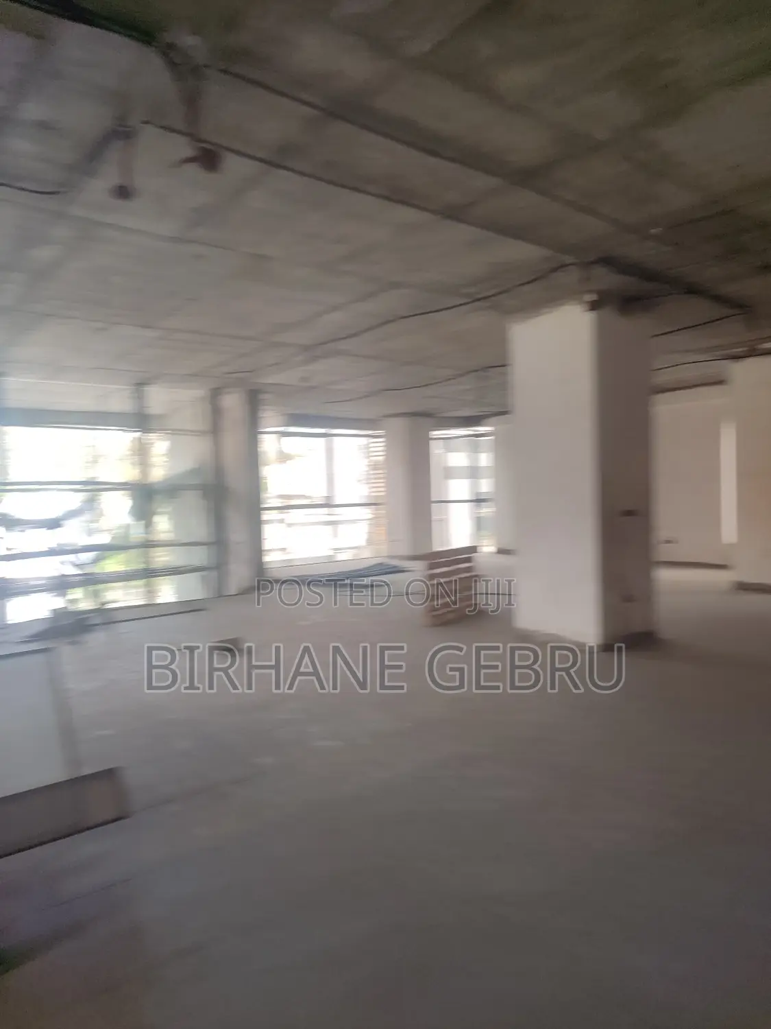 Car Show Room for Rent