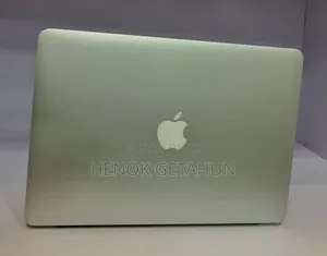 Photo - New Laptop Apple MacBook Air 2012 4GB Intel Core I5 SSD 72GB