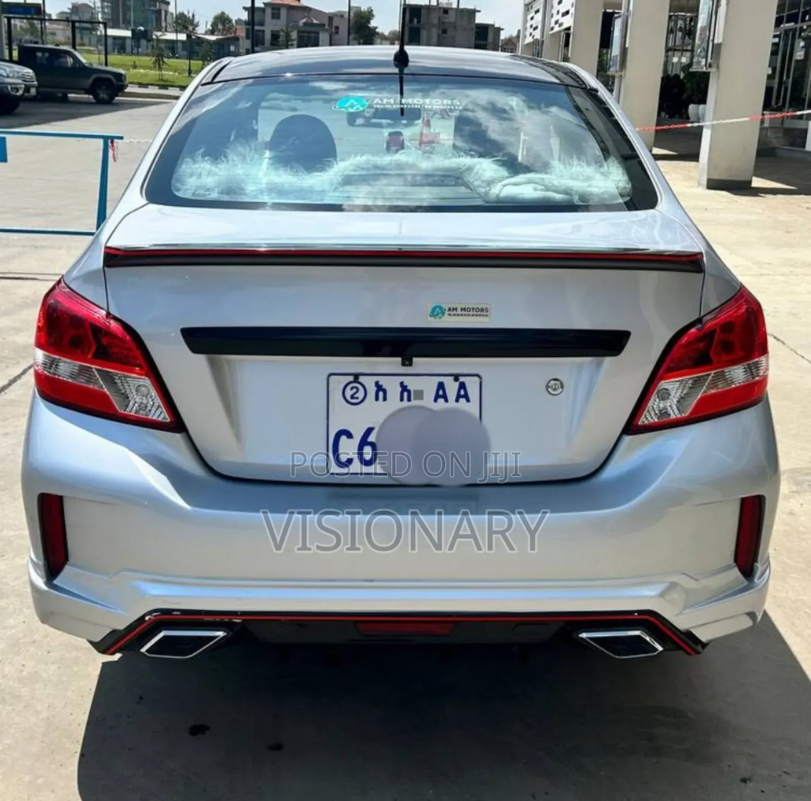 Mitsubishi Attrage 2023 Silver