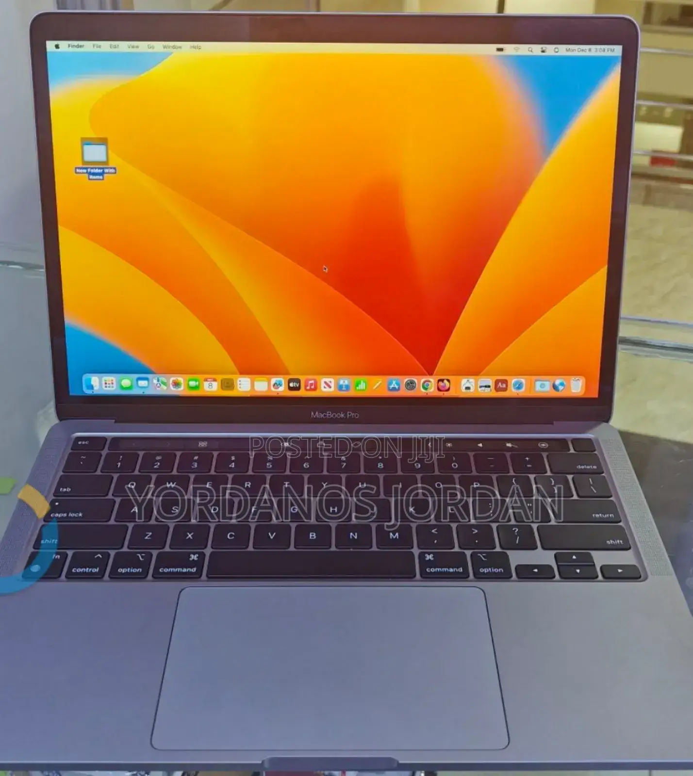 New Laptop Apple MacBook Pro 2022 M2 8GB Apple M2 SSD 256GB
