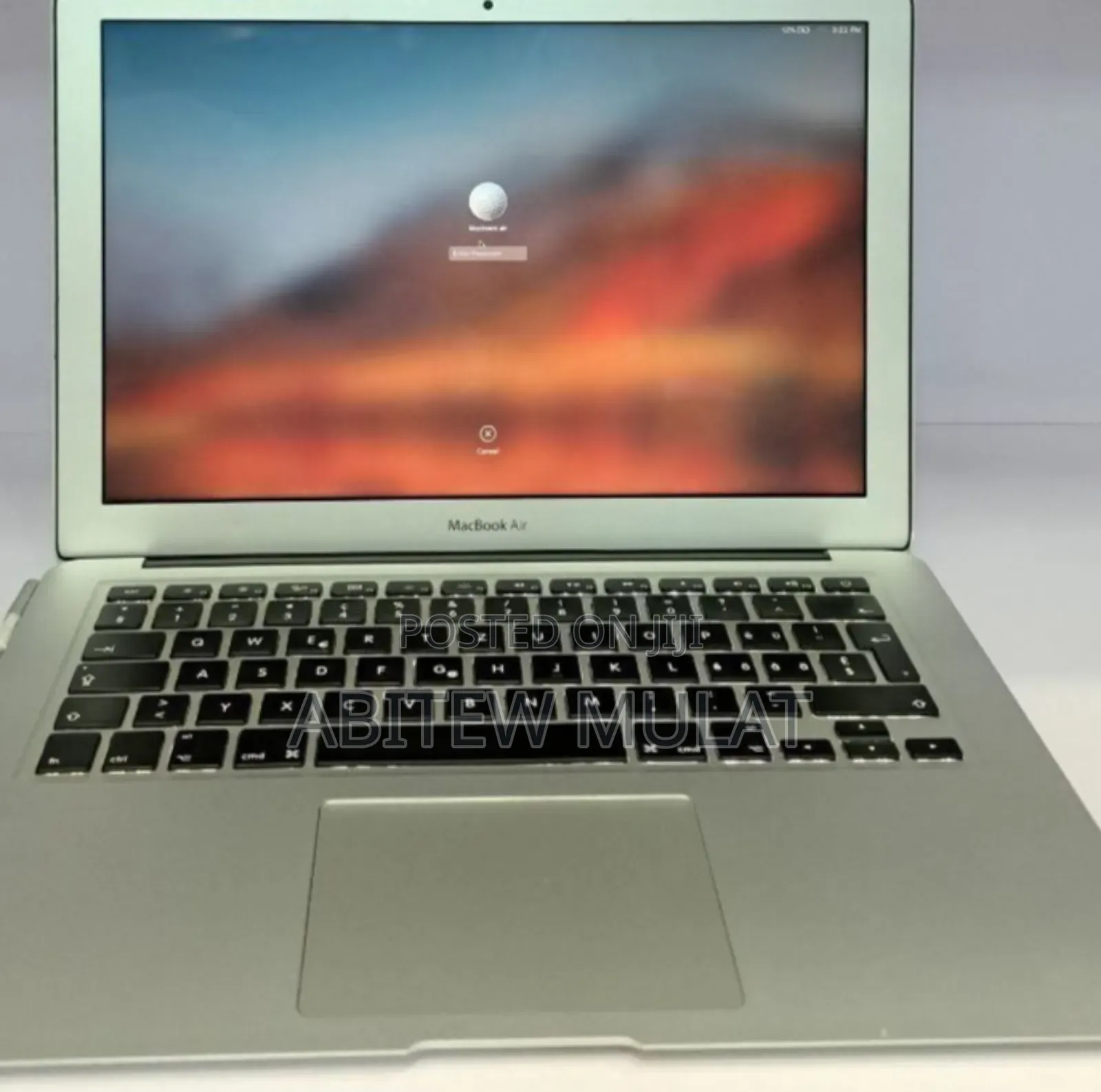 New Laptop Apple MacBook Air 2012 4GB Intel Core I5 SSD 60GB