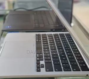 New Laptop Apple MacBook Air 2022 M2 8GB SSD 256GB