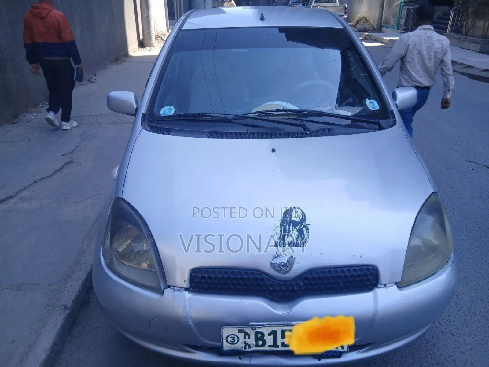 Toyota Vitz 2001 Silver