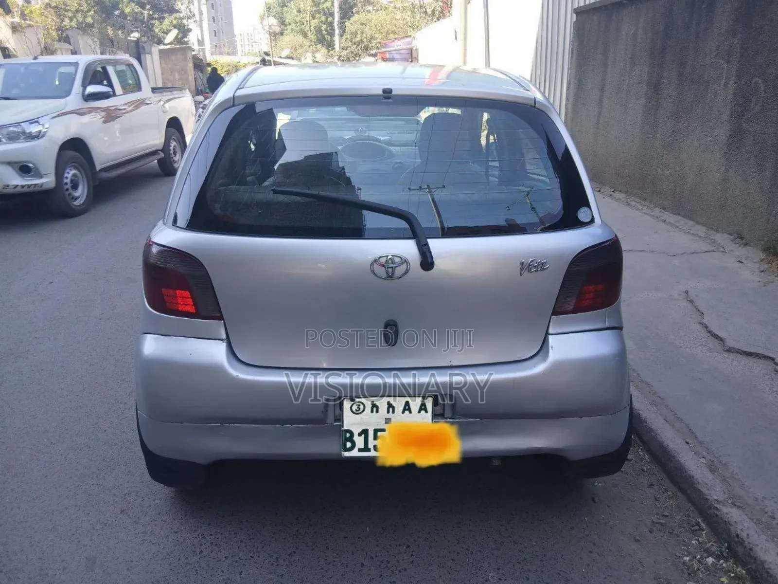 Toyota Vitz 2001 Silver