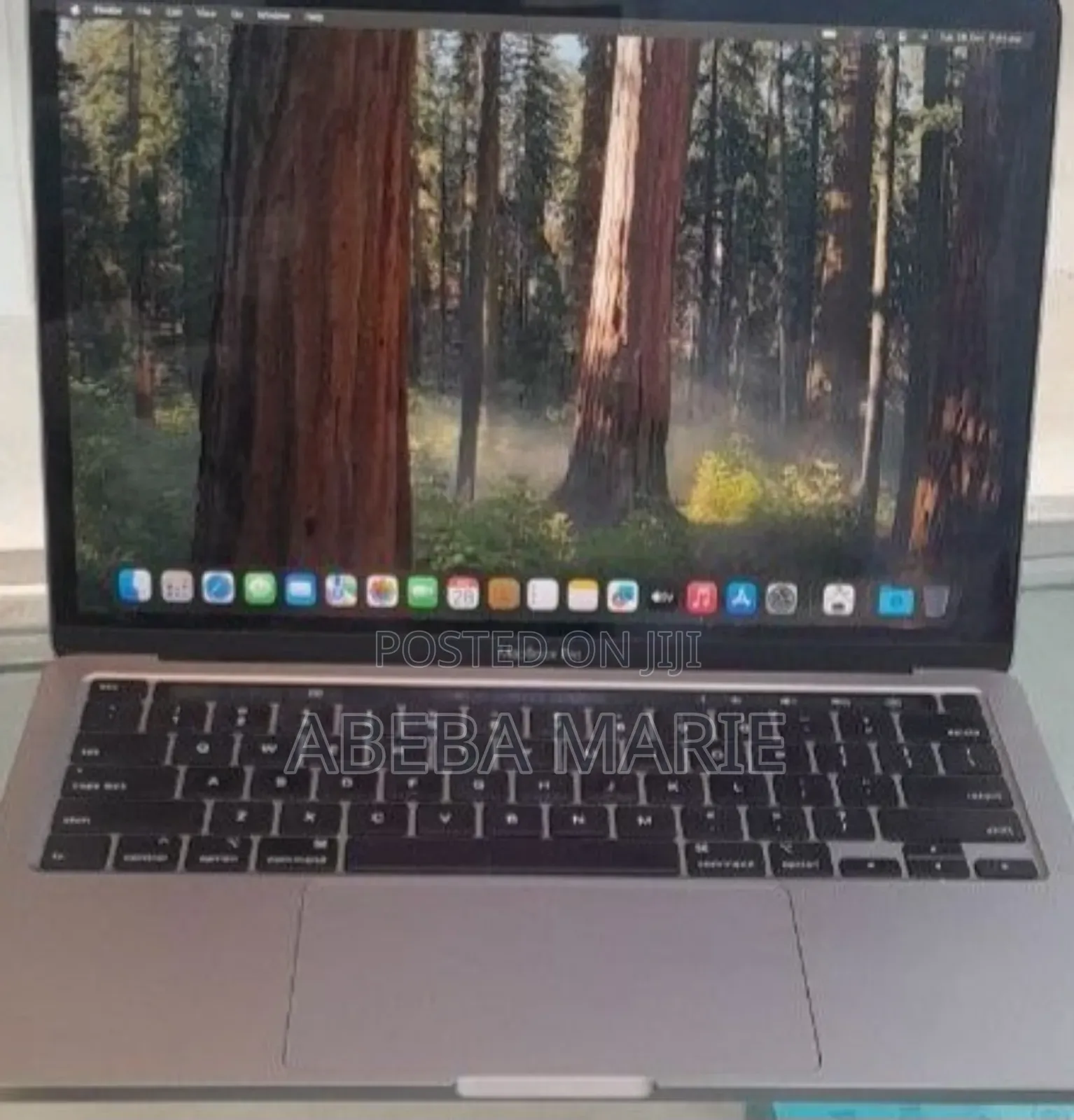 New Laptop Apple MacBook Pro 2020 8GB Intel Core I5 SSD 256GB