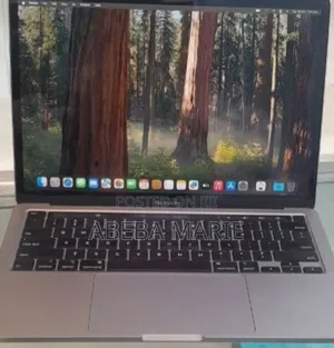 New Laptop Apple MacBook Pro 2020 8GB Intel Core I5 SSD 256GB