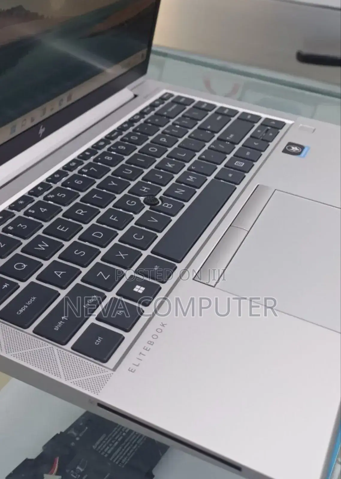 New Laptop HP EliteBook 840 G8 16GB Intel Core I7 SSD 512GB