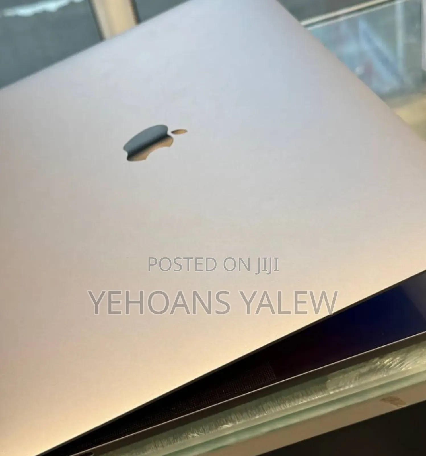 New Laptop Apple MacBook Pro 2016 16GB Intel Core I7 SSD 256GB