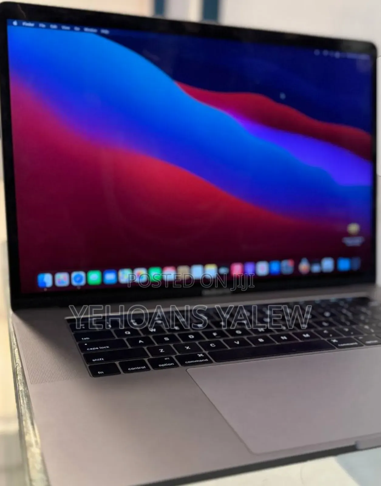 New Laptop Apple MacBook Pro 2016 16GB Intel Core I7 SSD 256GB