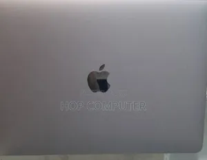 New Laptop Apple MacBook 2020 8GB Intel Core I5 SSD 256GB