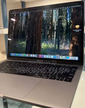 New Laptop Apple MacBook Pro 2019 8GB Intel Core i5 SSD 512GB