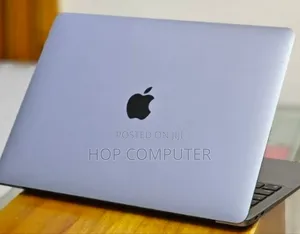 Photo - New Laptop Apple MacBook Air 2020 M1 8GB Apple M1 SSD 1T