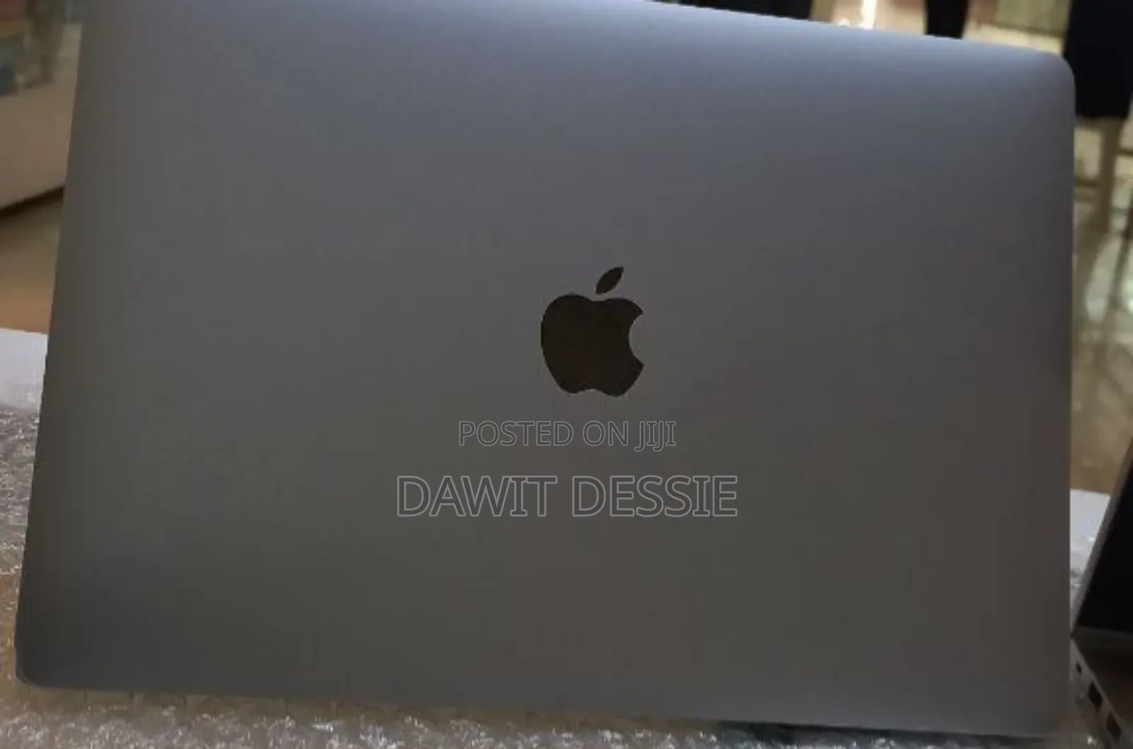 New Laptop Apple MacBook Pro 2019 8GB SSD 128GB