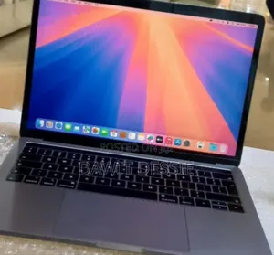 New Laptop Apple MacBook Pro 2019 8GB SSD 128GB