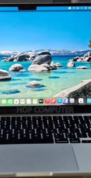 New Laptop Apple MacBook Air 2022 M2 8GB Apple M2 SSD 256GB