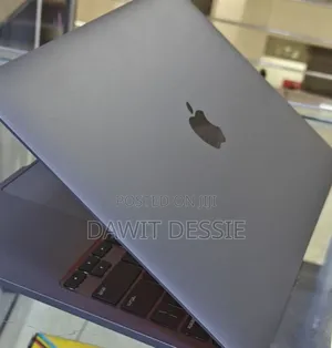 Photo - New Laptop Apple MacBook Pro 8GB Apple M2 SSD 256GB