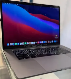 New Laptop Apple MacBook 2016 16GB Intel Core I7 SSD 256GB